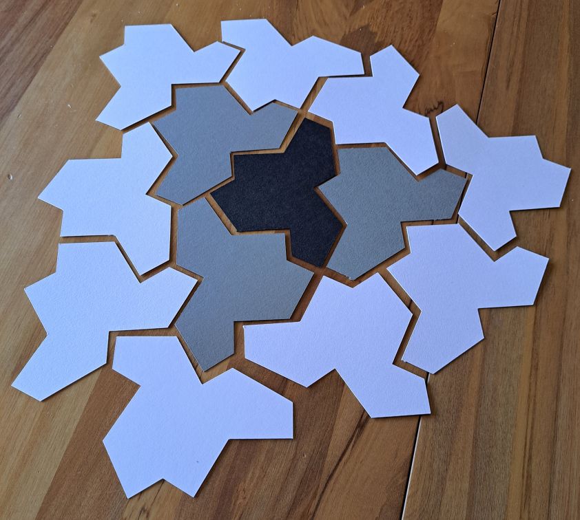 Einstein Tiles - Image 3